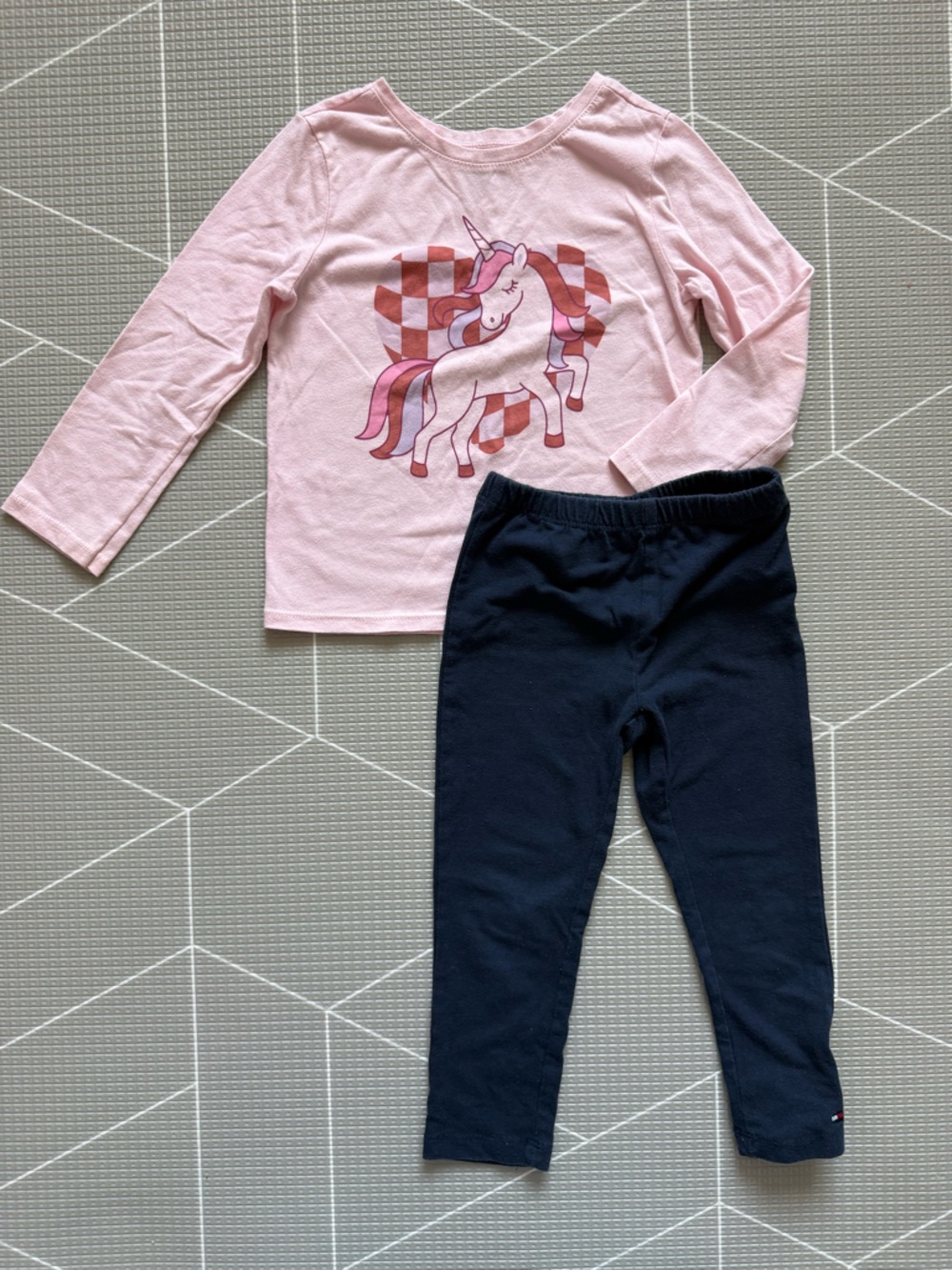Garanimals|Baby girl/toddler set,Pink checkered Unicorn tee & navy Leggings•3T